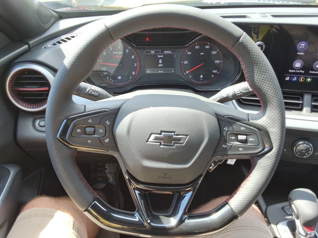 New 2026 Chevrolet Trax RS w/ Sunroof Package FWD image 23