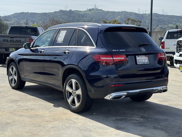 Used 2019 Mercedes-Benz GLC 300 image 4