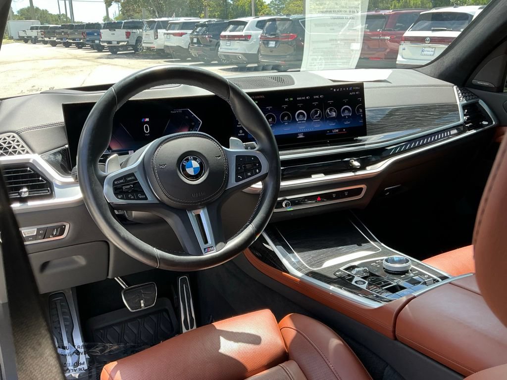 Used 2023 BMW X7 M60i w/ Executive Package AWD/4WD image 34