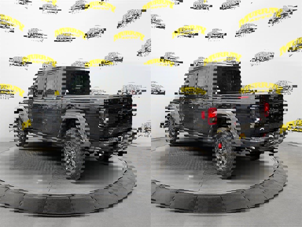 New 2025 Jeep Gladiator Sport image 3