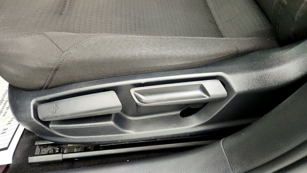 Used 2016 Volkswagen Jetta S FWD image 11