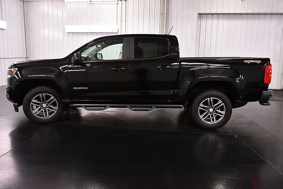 Used 2019 Chevrolet Colorado W/T w/ Custom Special Edition image 4