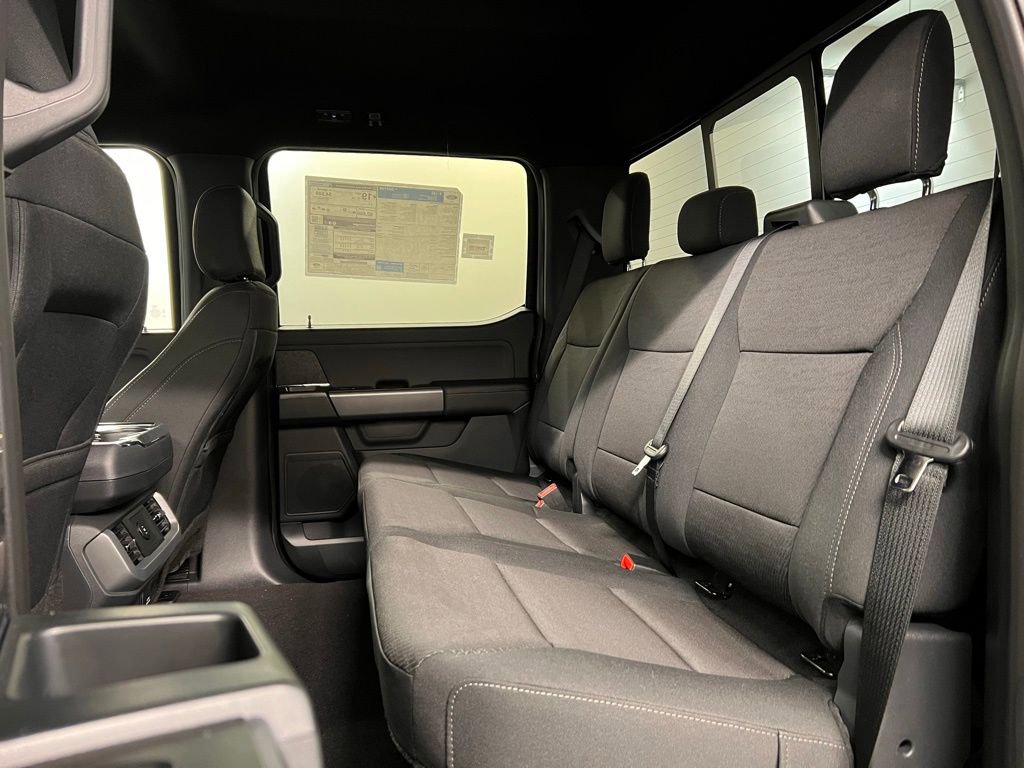 New 2026 Ford F150 XLT w/ Equipment Group 302A MID image 31