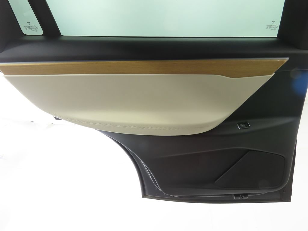 Used 2021 Tesla Model X Performance image 26