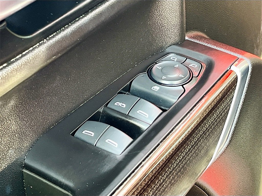 Used 2021 Chevrolet Silverado 1500 RST w/ Bed Protection Package image 16