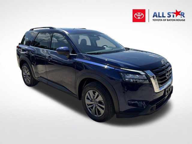 Used 2025 Nissan Pathfinder SV