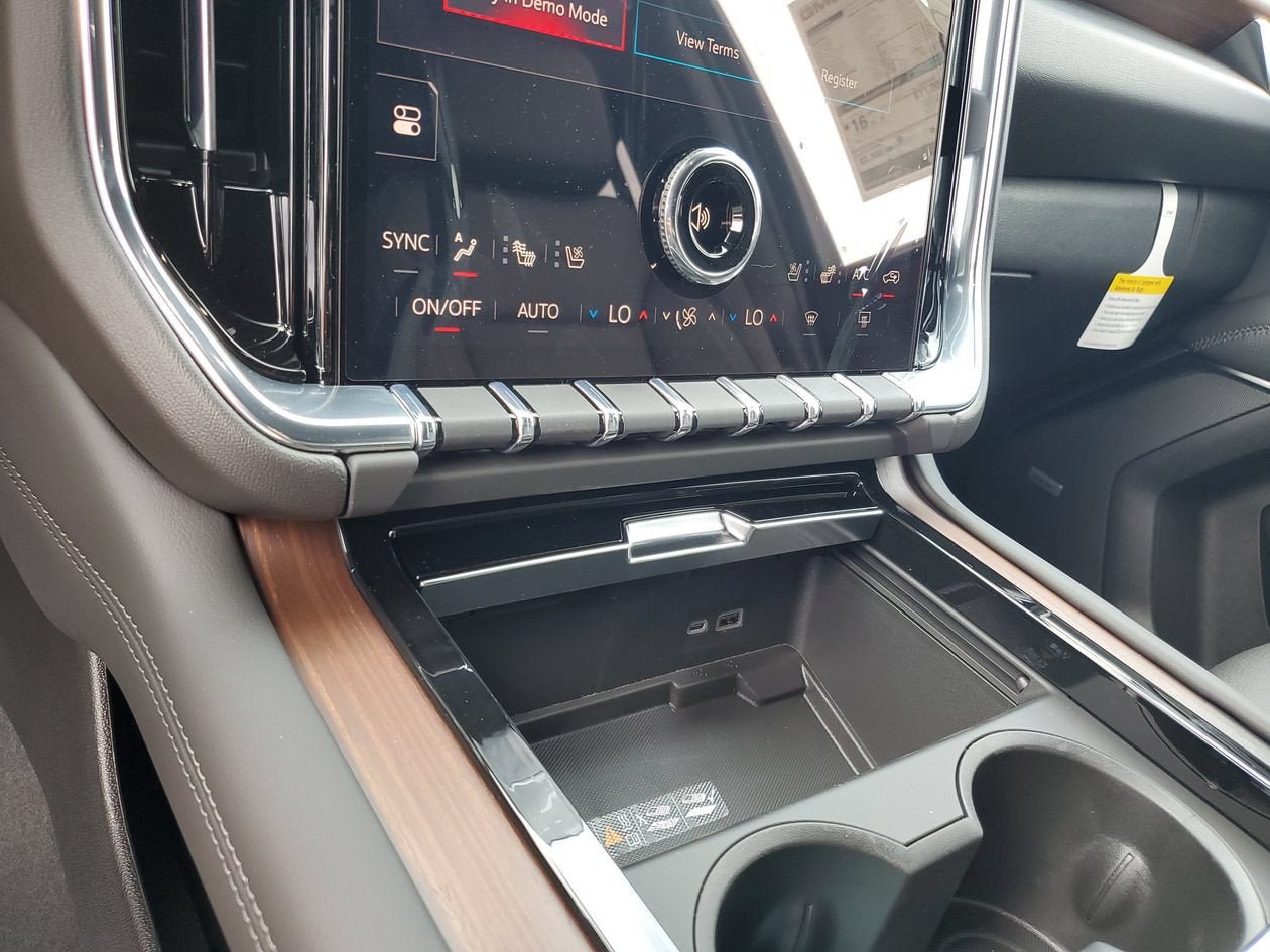 New 2026 GMC Yukon XL Denali RWD image 23