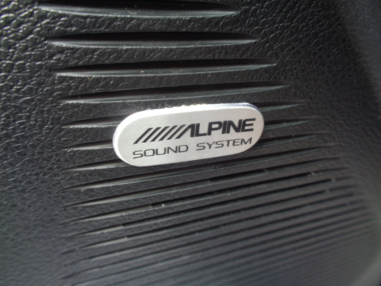 Used 2018 Dodge Challenger R/T Plus image 21