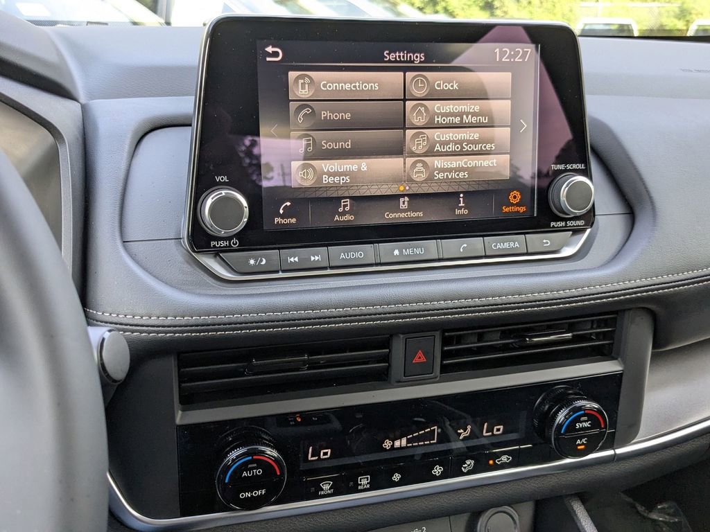 New 2026 Nissan Rogue SV FWD image 19