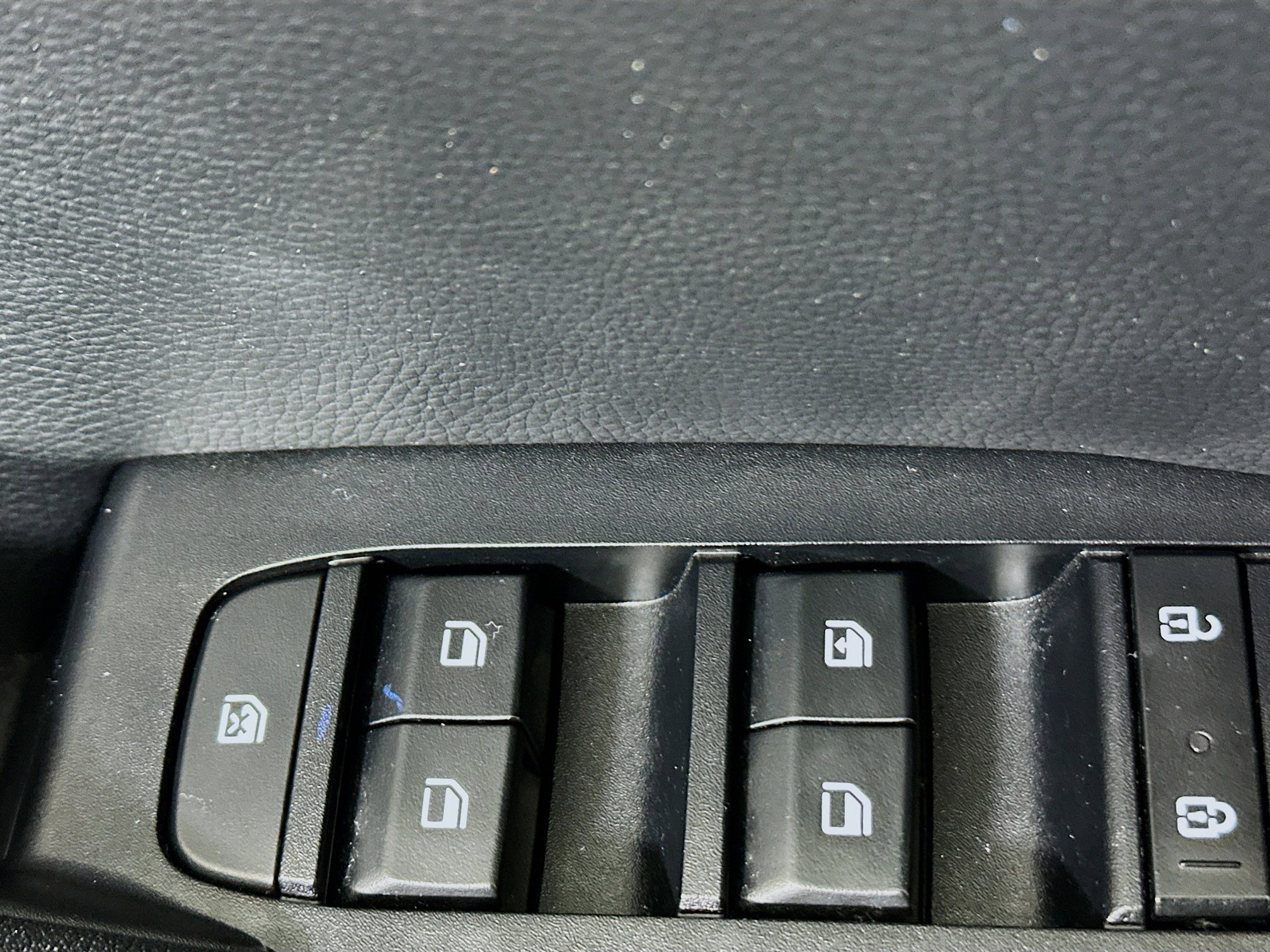 Used 2021 Kia Seltos S image 14