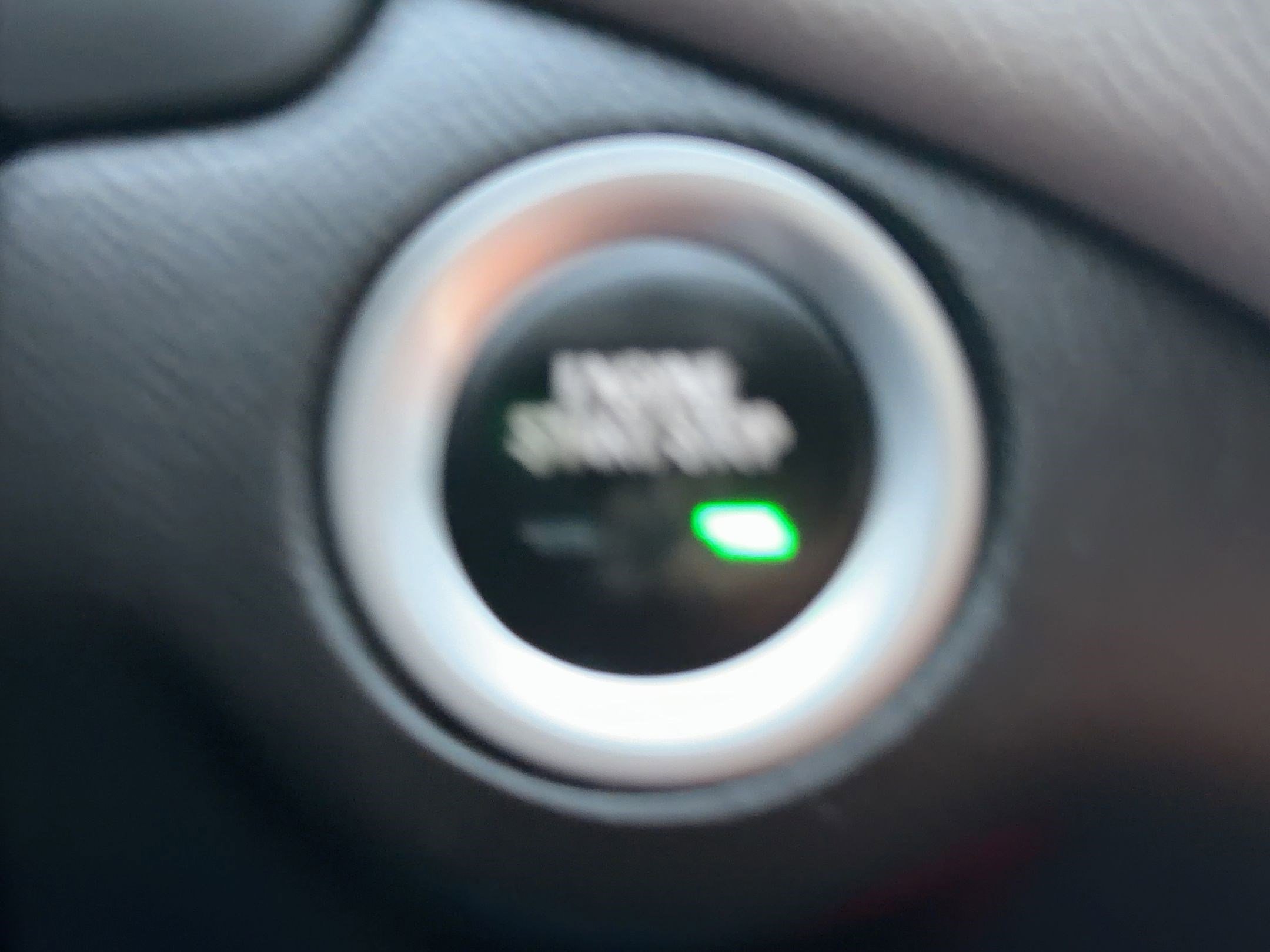 Used 2018 Chevrolet Equinox LS image 21