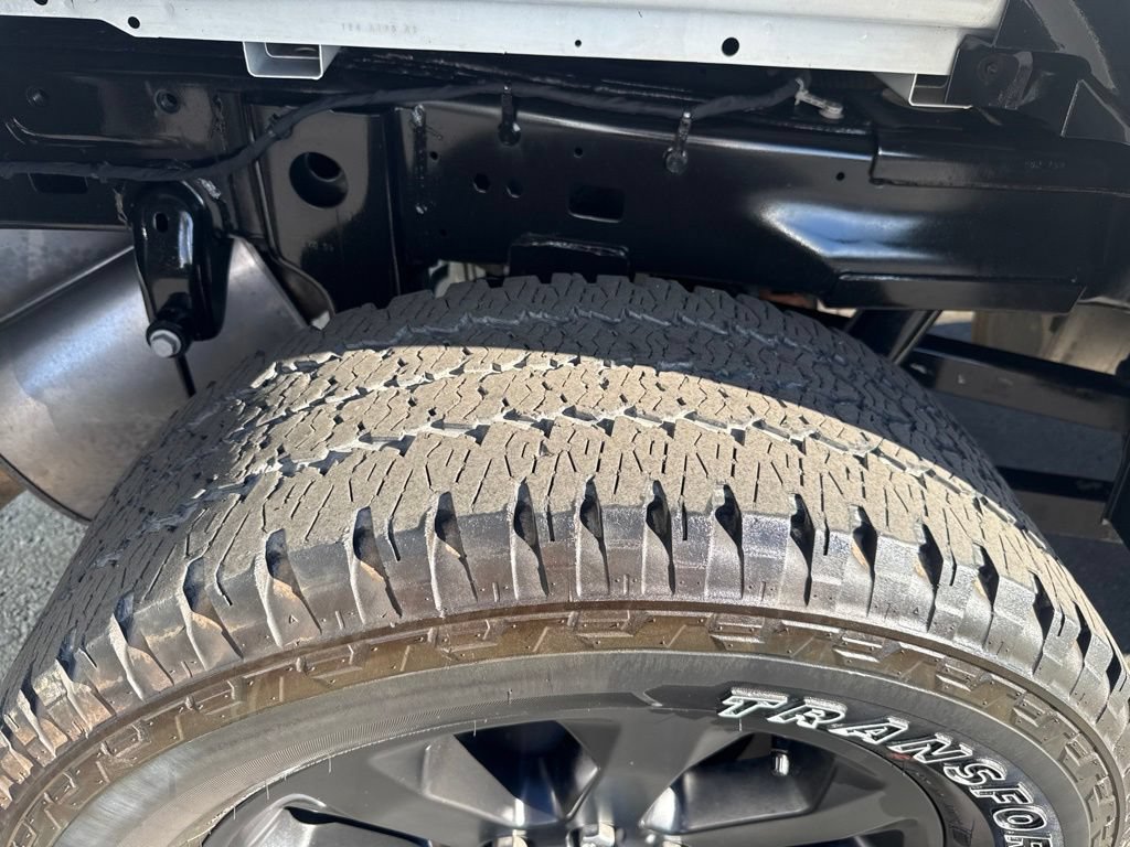 Certified 2025 RAM 2500 Big Horn AWD/4WD image 11