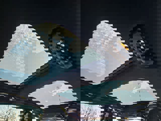 Used 2024 Mercedes-Benz E 350 4MATIC Sedan w/ Multicontour Seating Package image 22