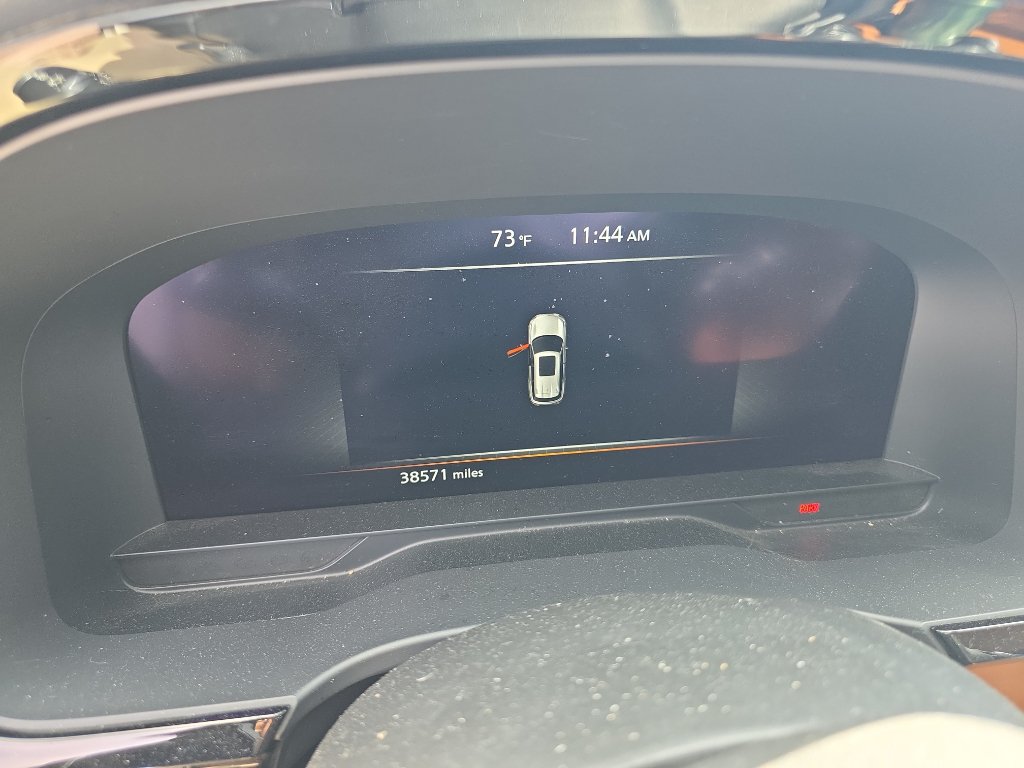 Used 2023 INFINITI QX60 Sensory w/ Vision Package AWD/4WD image 3