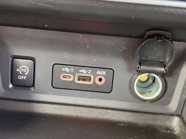 Used 2024 Nissan Sentra SR FWD image 38
