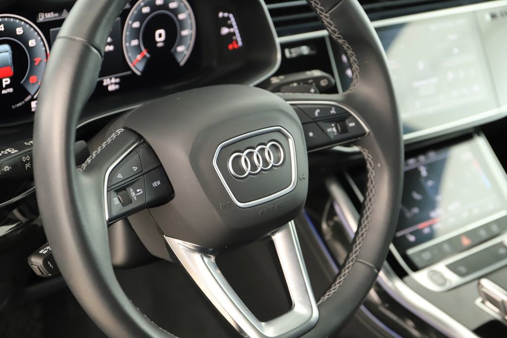 Certified 2025 Audi Q7 2.0T Premium Plus w/ Premium Plus Package AWD/4WD image 16