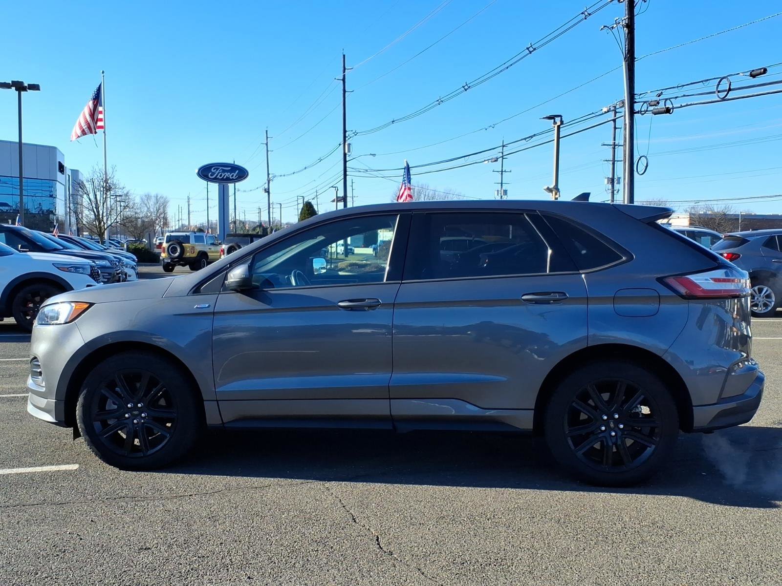 Certified 2023 Ford Edge ST-Line image 4