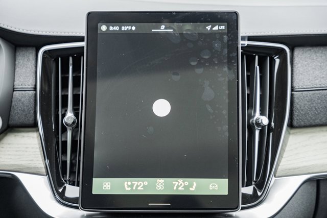 New 2026 Volvo XC90 B6 Plus w/ Protection Package Premier image 21