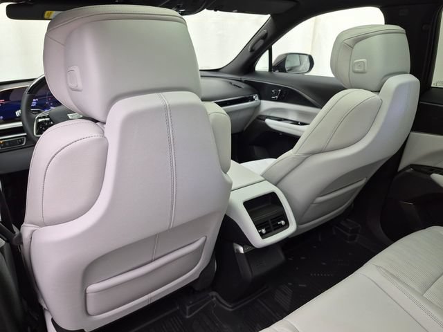 New 2026 Cadillac Lyriq Luxury w/ LPO, Floor Liner Package AWD/4WD image 22
