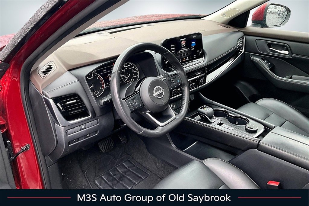 Used 2023 Nissan Rogue SL w/ SL Premium Package image 17