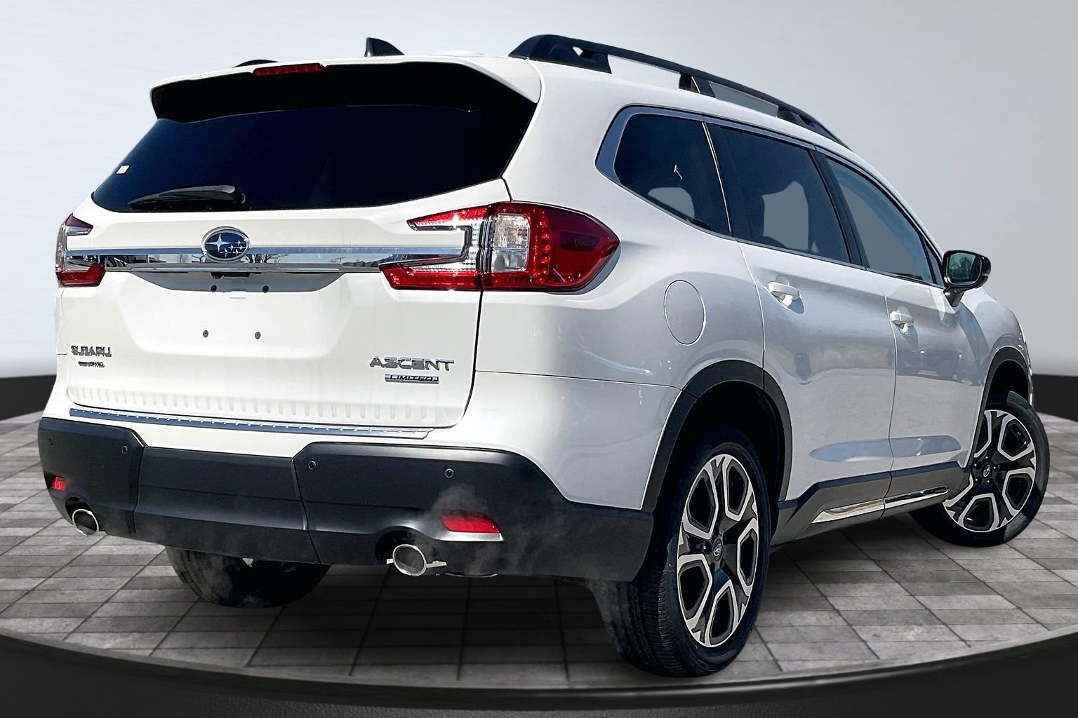 New 2026 Subaru Ascent Limited image 14
