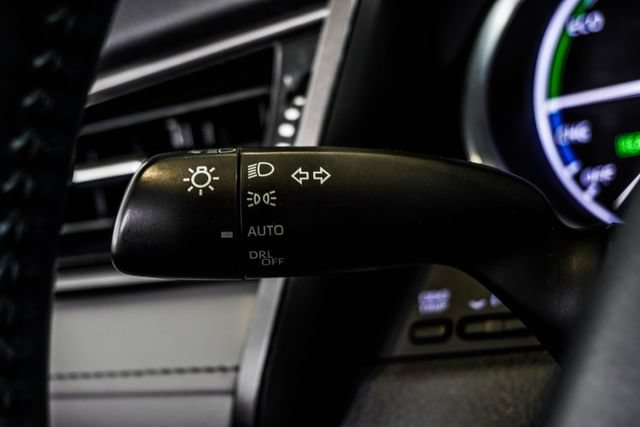 Used 2022 Toyota Camry XLE FWD image 25