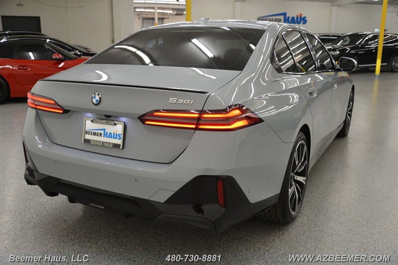 Used 2026 BMW 530i w/ M Sport Package RWD image 51
