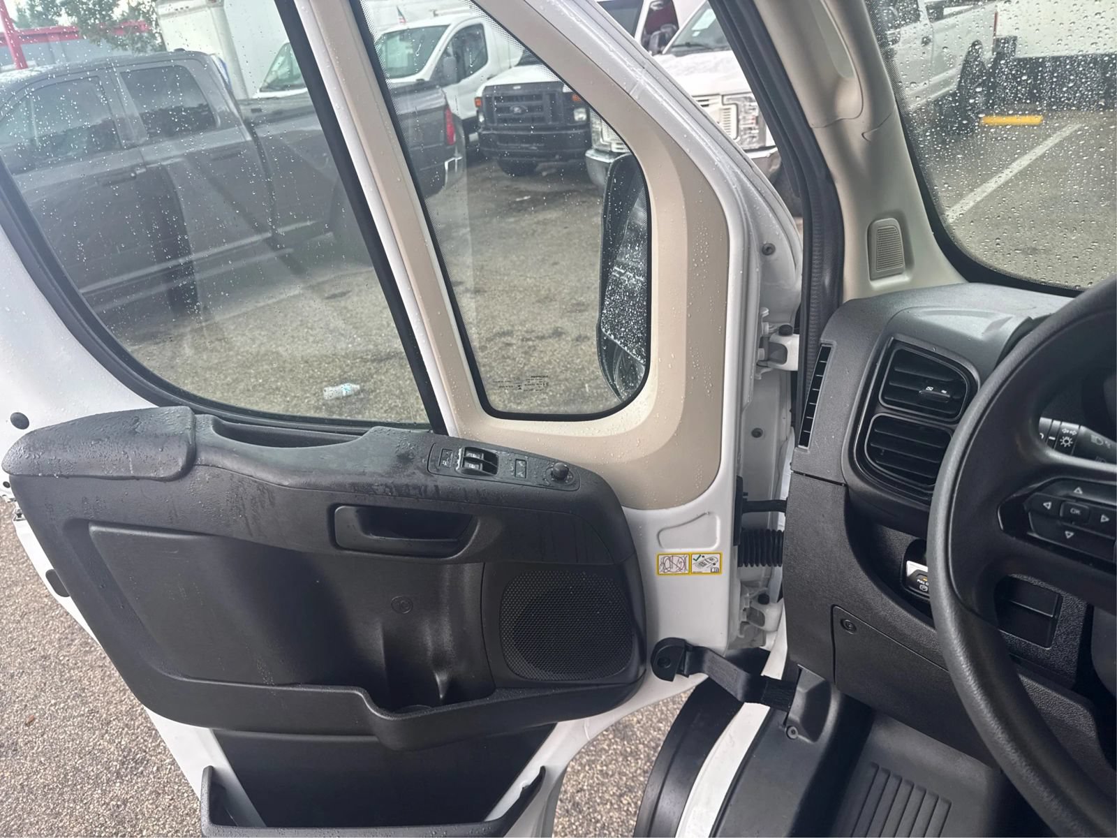 Used 2022 RAM ProMaster 3500 FWD image 23