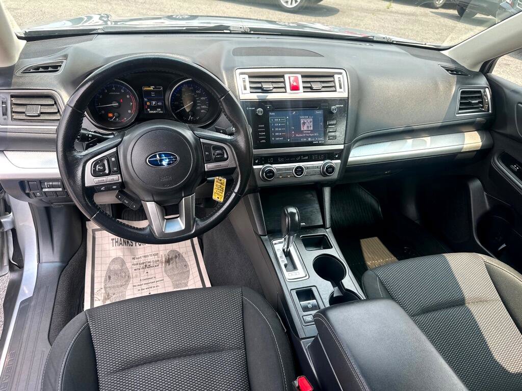 Used 2017 Subaru Outback 2.5i Premium image 20