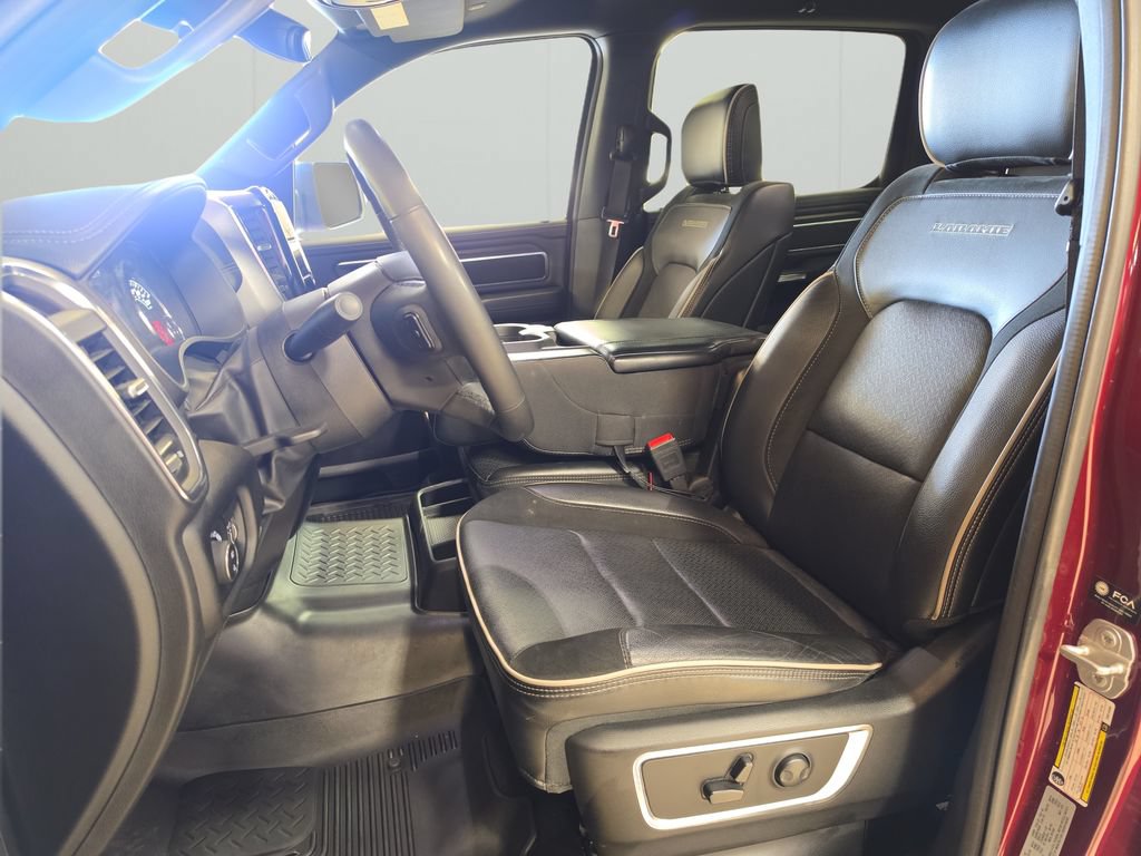 Used 2025 RAM 1500 Laramie AWD/4WD image 11