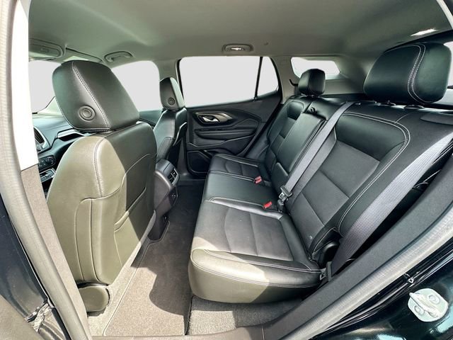 Used 2024 GMC Terrain SLT image 23