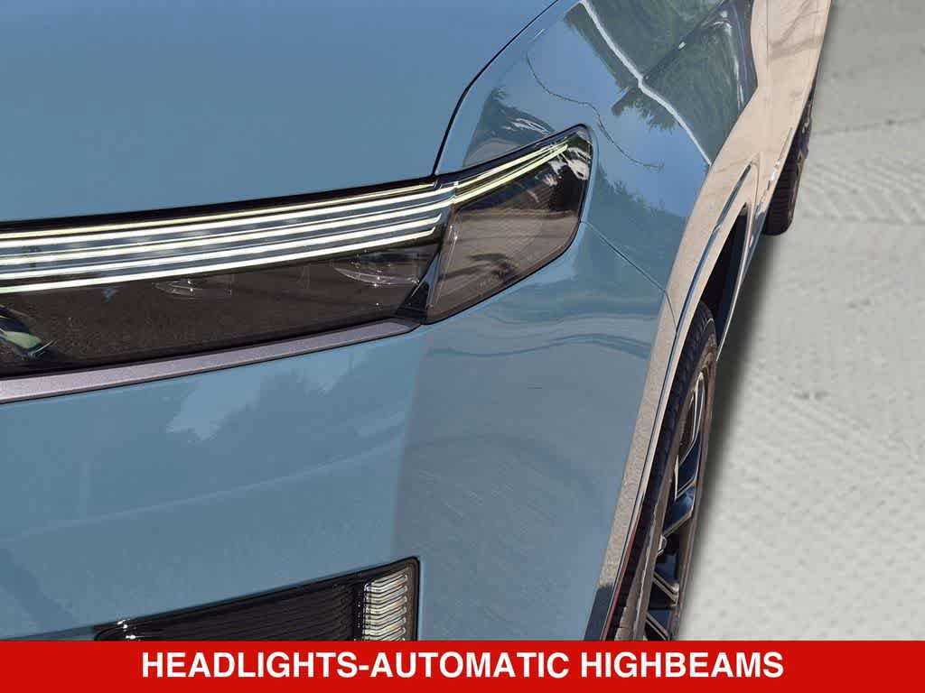 New 2026 Jeep Grand Wagoneer Summit AWD/4WD image 10