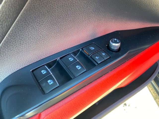 Used 2018 Toyota Camry XSE image 16