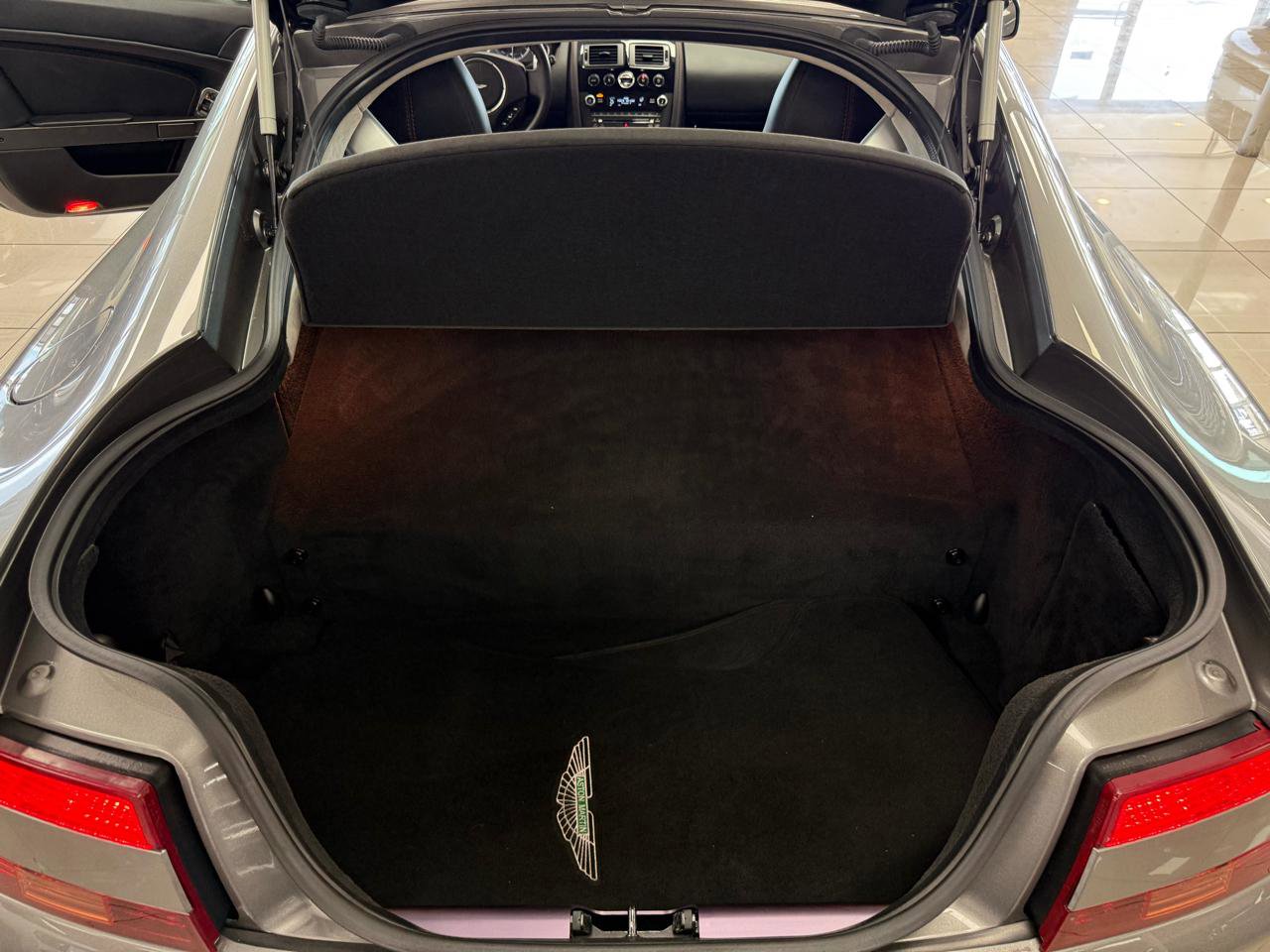 Used 2014 Aston Martin V8 Vantage Coupe image 22