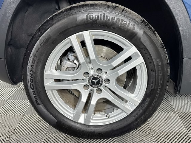 Used 2023 Mercedes-Benz GLA 250 4MATIC w/ Premium Package image 29