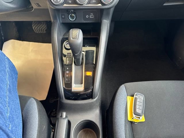 Used 2025 Nissan Versa SV FWD image 22