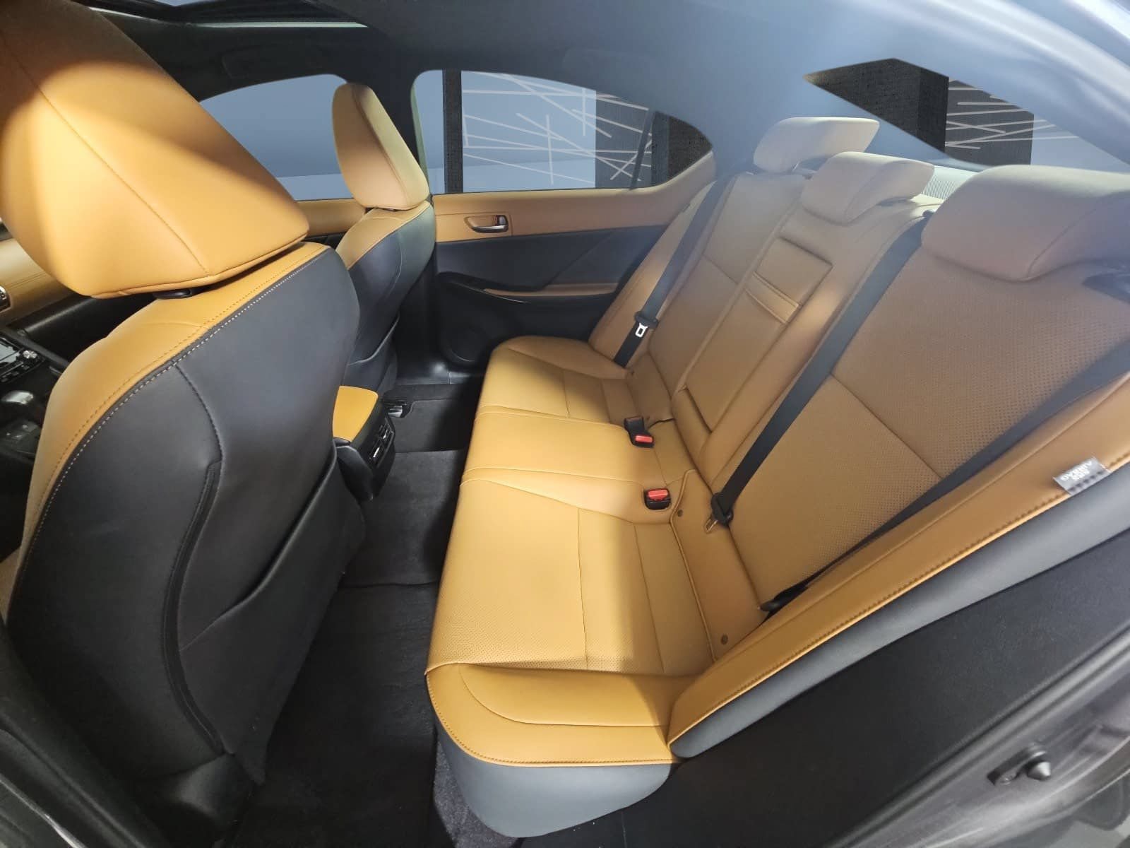Used 2021 Lexus IS 300 AWD w/ Comfort Package image 10