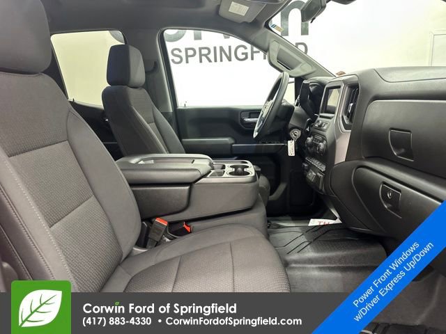 Used 2020 Chevrolet Silverado 1500 Custom w/ Custom Value Package image 9