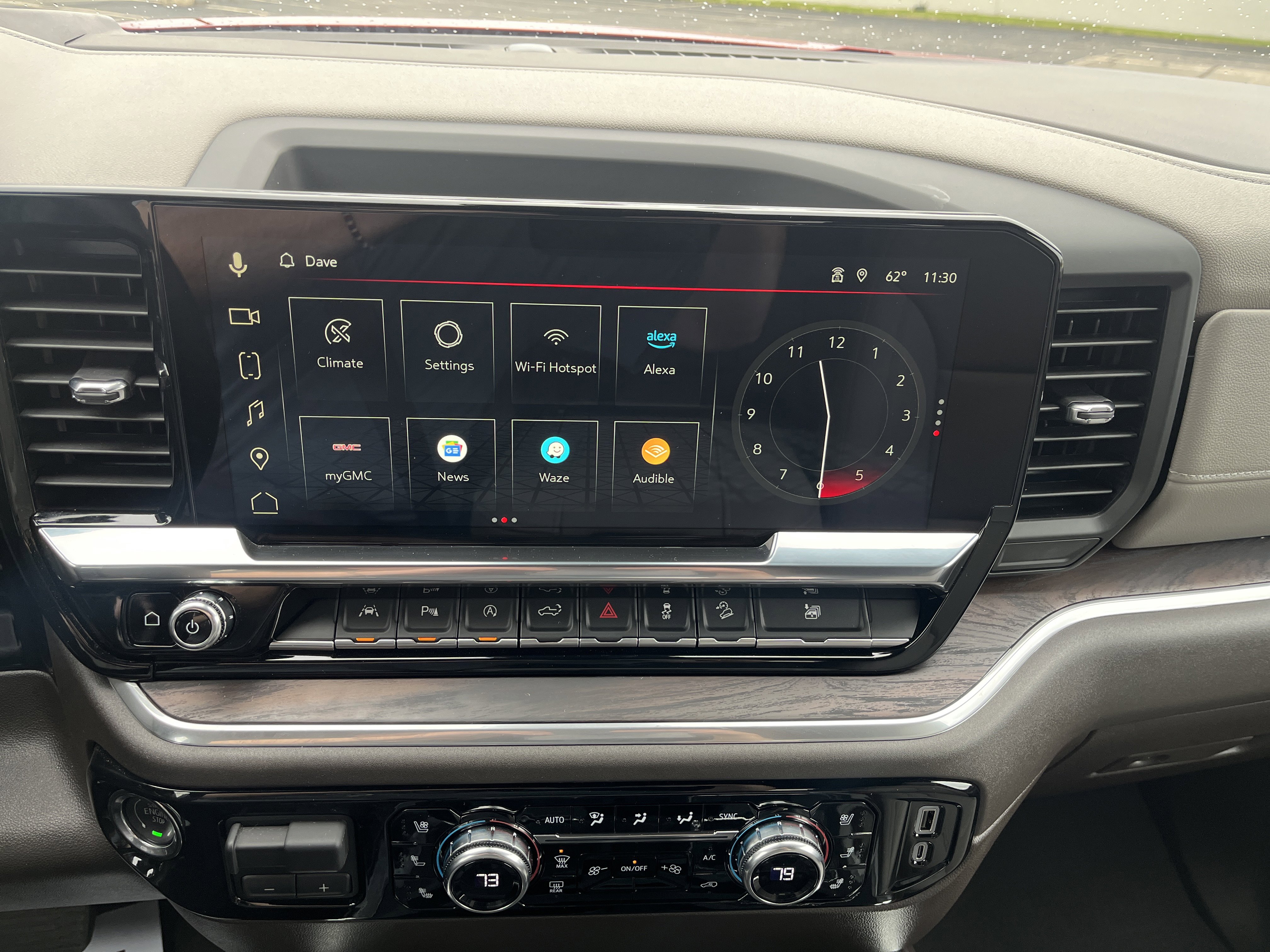 Used 2025 GMC Sierra 1500 SLT w/ SLT Premium Plus Package AWD/4WD image 28