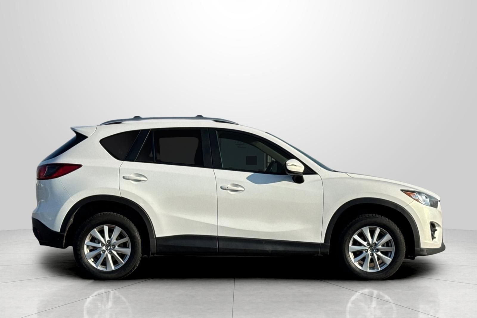 Used 2016 MAZDA CX-5 Touring image 4