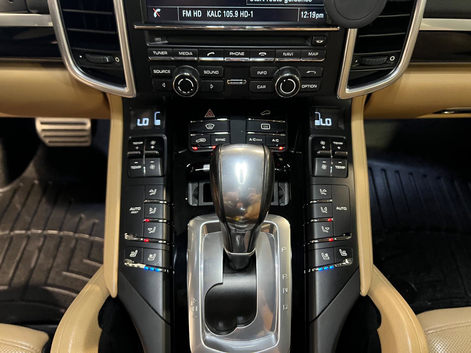 Used 2016 Porsche Cayenne S AWD/4WD image 19
