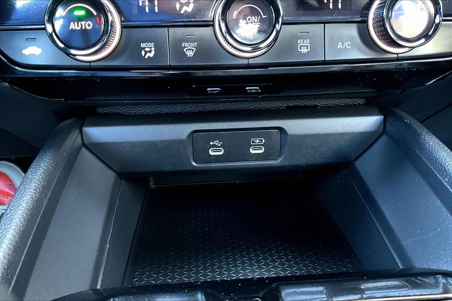 Used 2024 Honda Accord Sport image 15