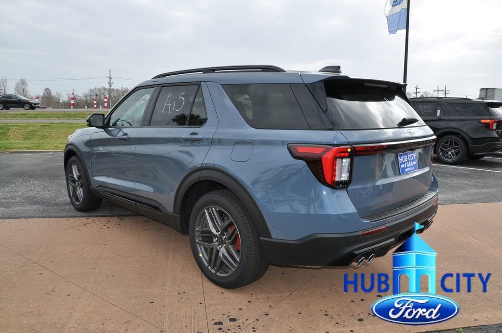 New 2026 Ford Explorer ST w/ Sun And Sound Package AWD/4WD image 3