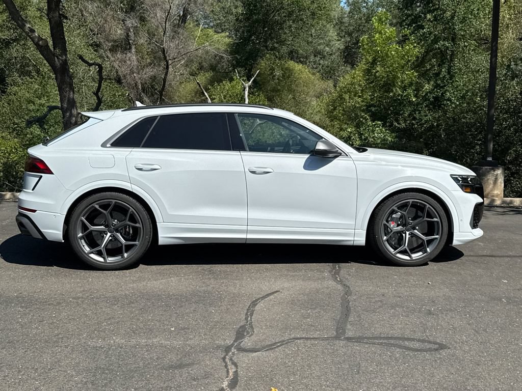 New 2026 Audi RS Q8 performance AWD/4WD image 4