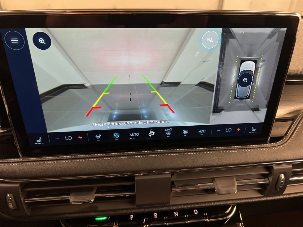 Used 2026 Lincoln Corsair Premiere image 12