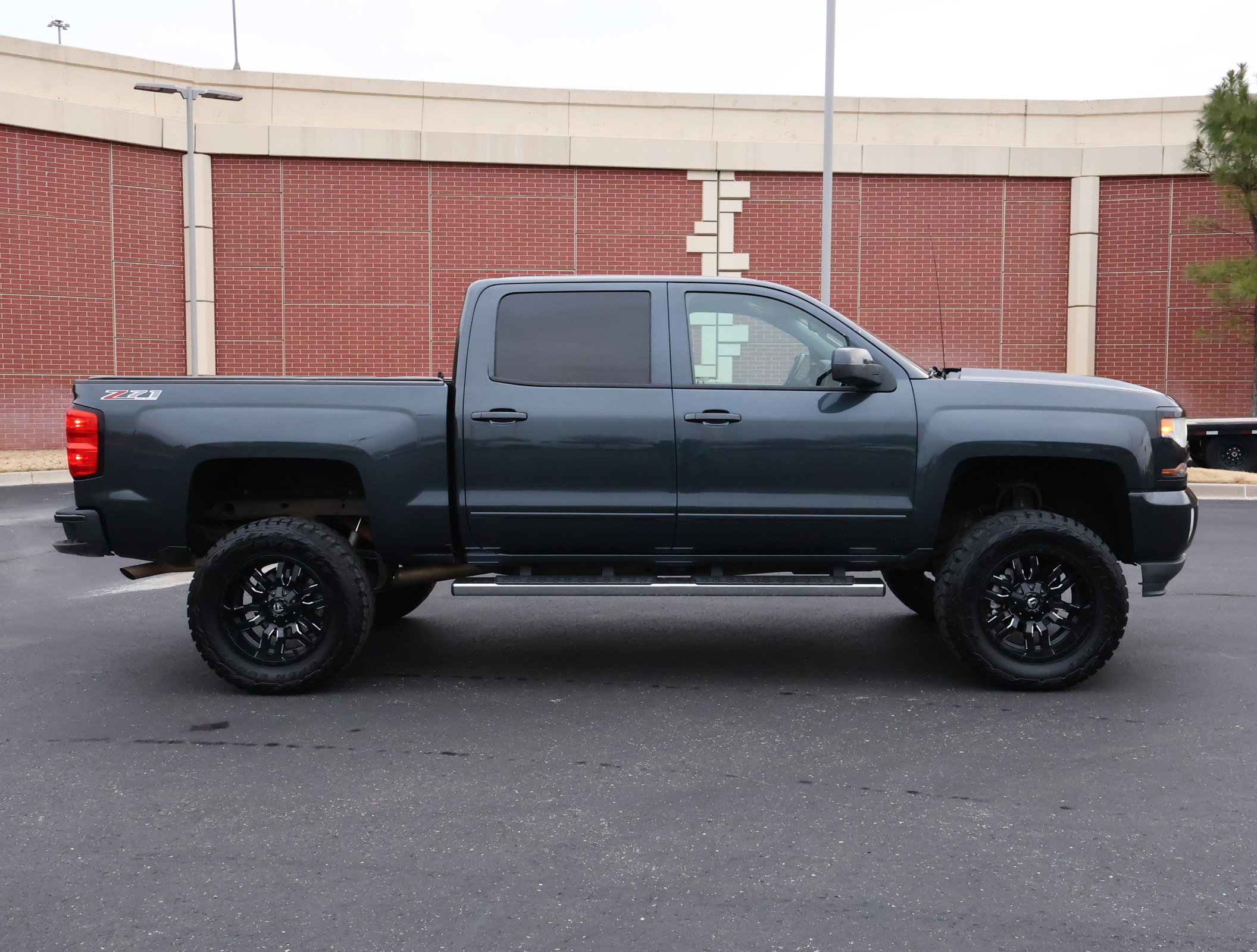 Used 2017 Chevrolet Silverado 1500 LT w/ All Star Edition image 28