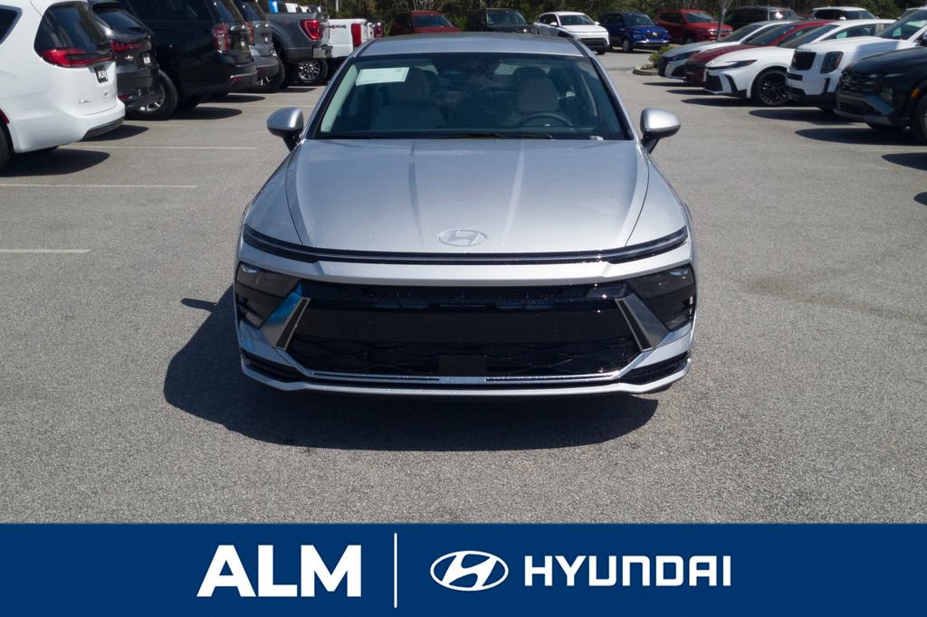 New 2026 Hyundai Sonata SEL FWD image 3