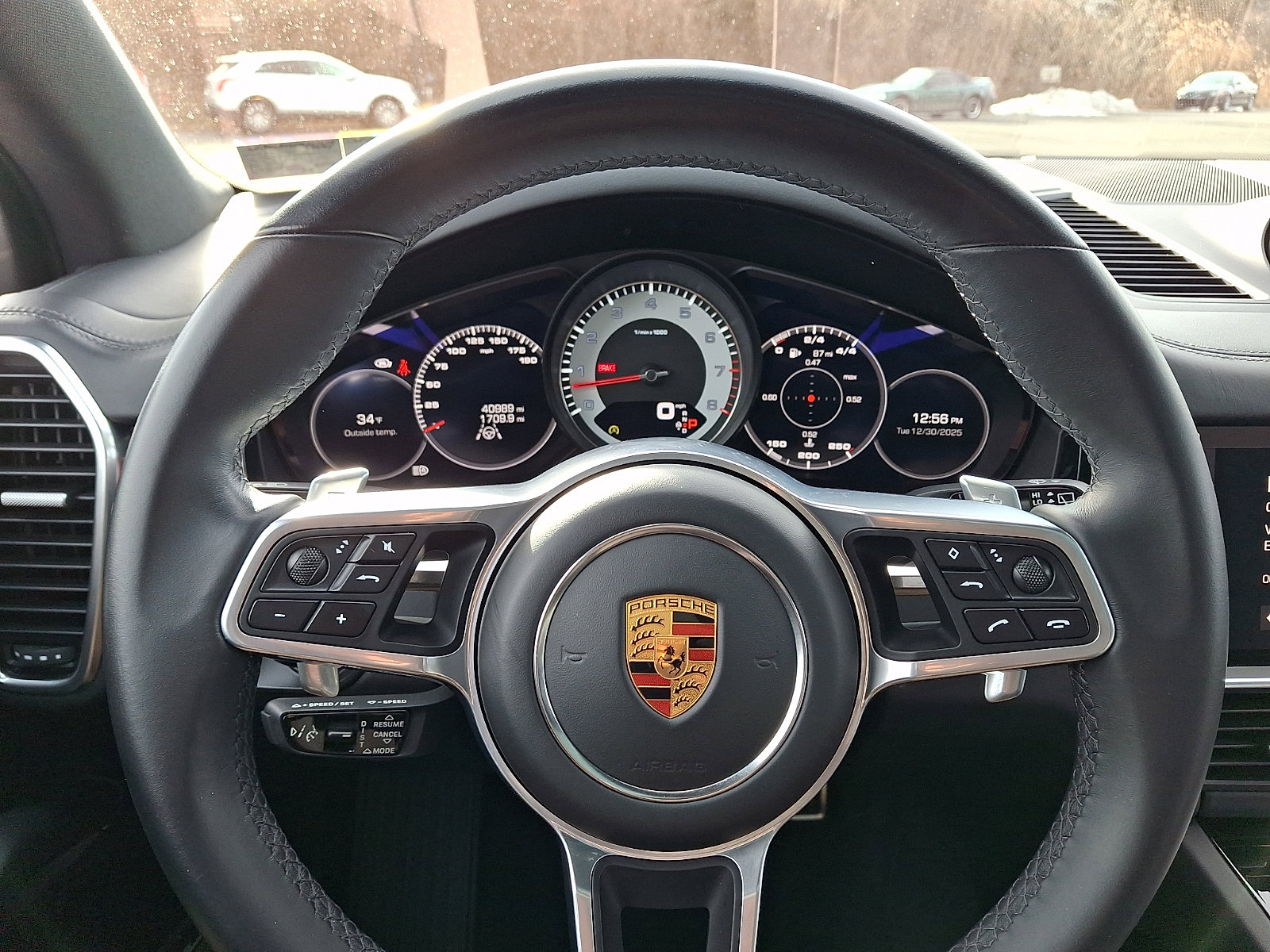 Used 2021 Porsche Cayenne S image 22