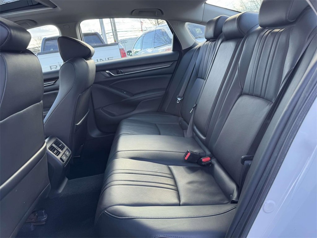 Certified 2022 Honda Accord EX-L image 9