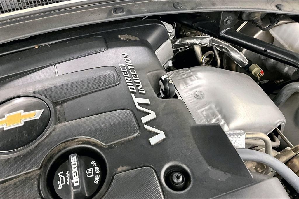 Used 2022 Chevrolet Camaro LT RWD image 27